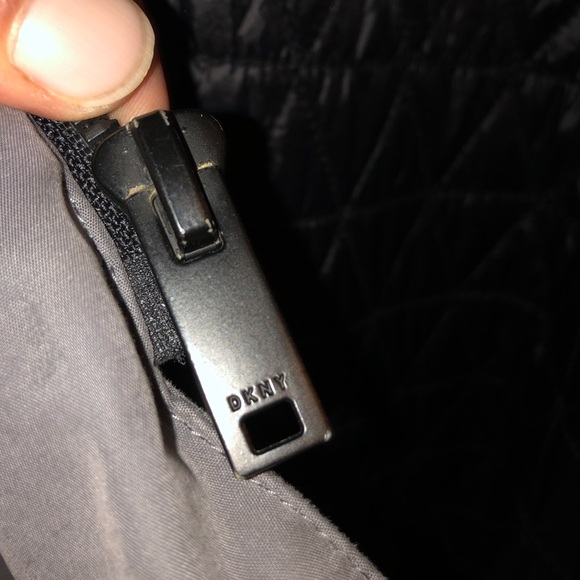 DKNY Grey Winter Coat quilted on inside Size L Men’s Authentic - Picture 11 of 12